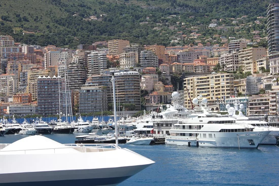 Yacht charter to Monte-Carlo from Monaco